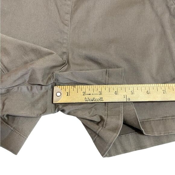 Ann Taylor Stretch 4 Khaki shorts flat front with side zipper / button - Picture 6 of 9